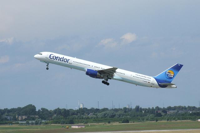 dscf1907.jpg - D-ABOL Condor / Thomas Cook Boeing 757-300